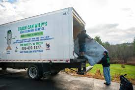 Best Yard Waste Removal  in Fayetteville, AR